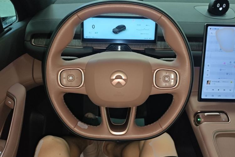 Used Nio ES6 2023 75 kWh Steering Wheel