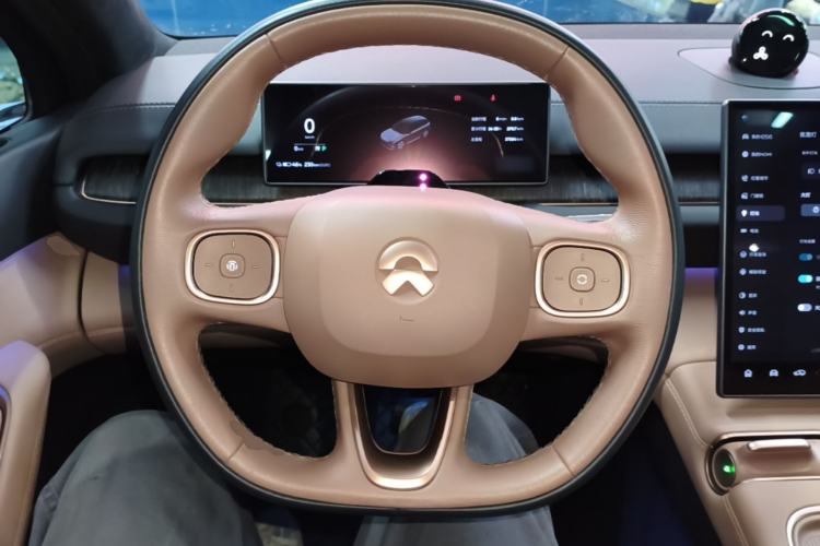 Used Nio ES6 2023 75 kWh Steering Wheel