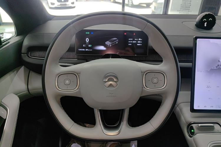 Used Nio ES6 2023 75 kWh Steering Wheel
