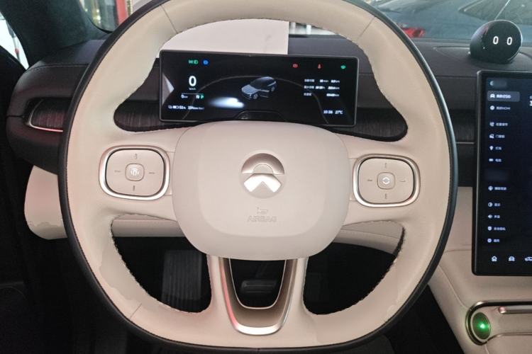 Used Nio ES6 2023 75 kWh Steering Wheel