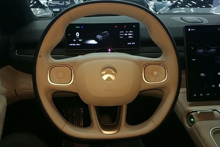 Used Nio ES6 2023 75 kWh Steering Wheel