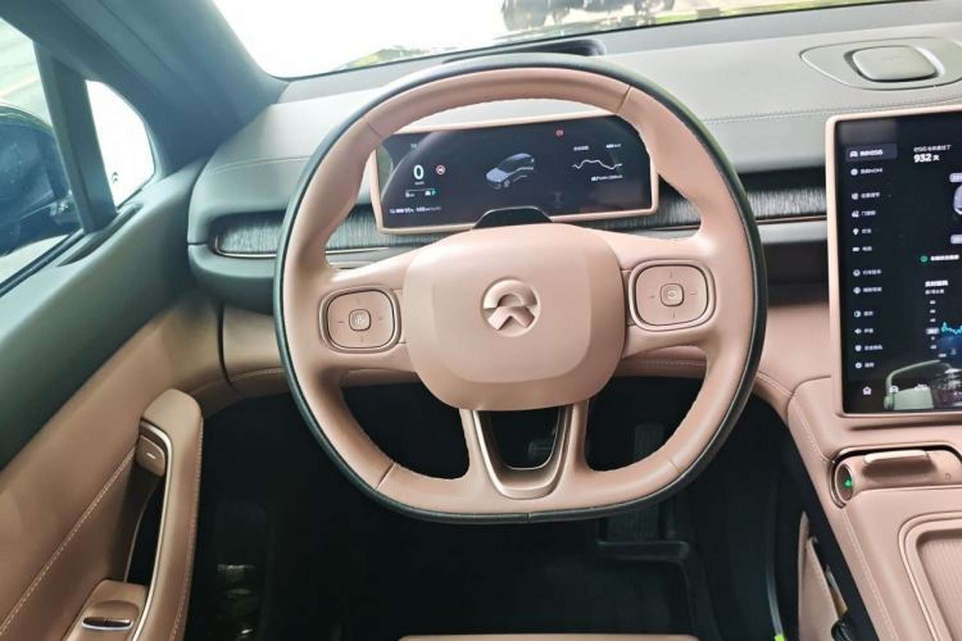 Used Nio ES6 2023 75 kWh Steering Wheel