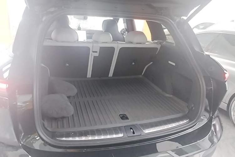 Used Nio ES6 2023 75 kWh Trunk