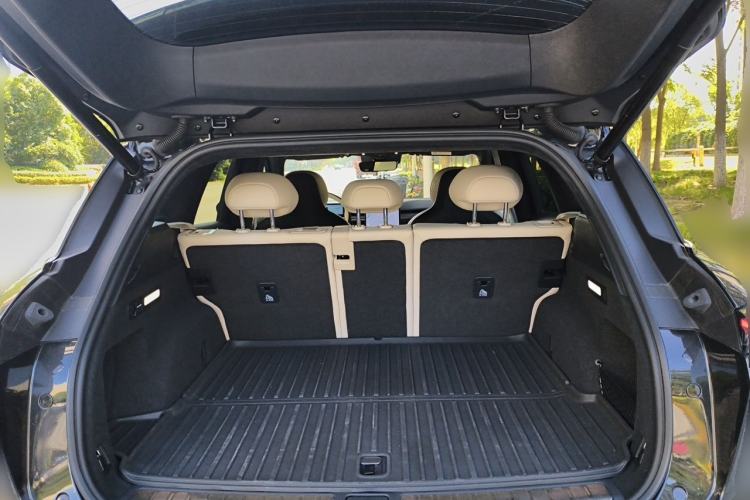 Used Nio ES6 2023 75 kWh Trunk