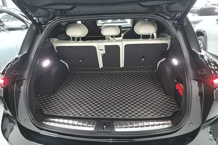 Used Nio ES6 2023 75 kWh Trunk