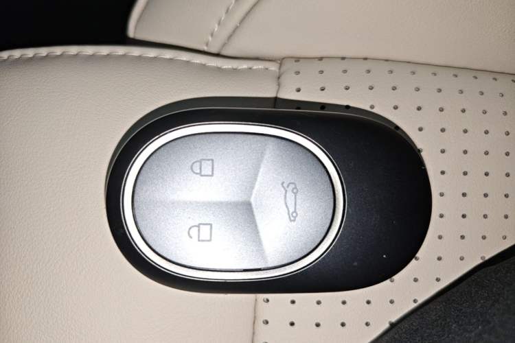 Used Nio ES6 2023 75 kWh Vehicle Key