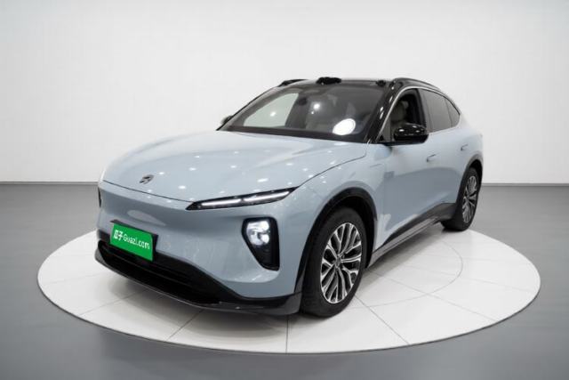 Używany Nio ES6 2023 75 kWh