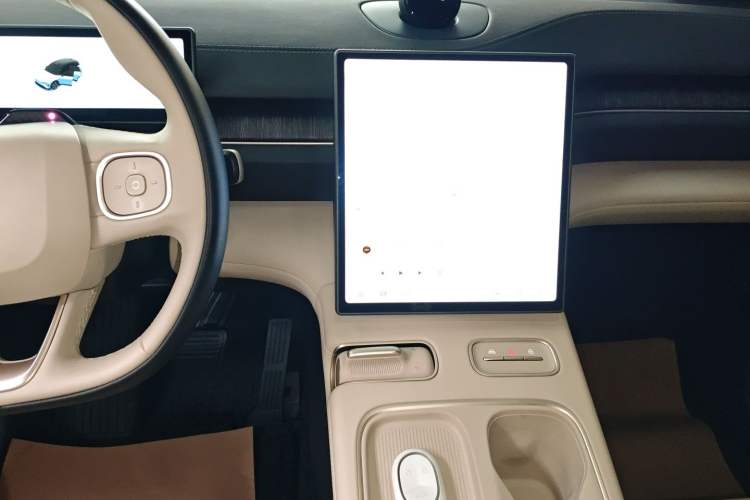 Used Nio ES6 2023 75 kWh Audio And AC Panel