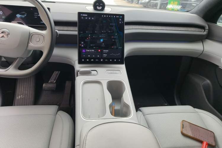 Used Nio ES6 2023 75 kWh Audio And AC Panel