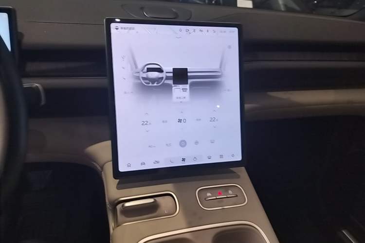 Used Nio ES6 2023 75 kWh Audio And AC Panel