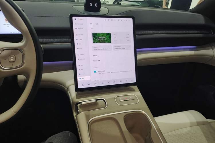Used Nio ES6 2023 75 kWh Audio And AC Panel