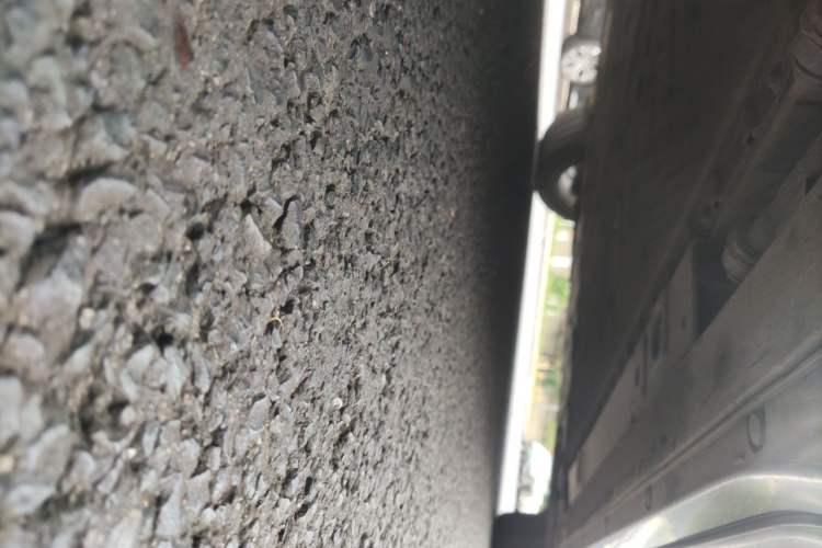 Used Nio ES6 2023 75 kWh Chassis Front Left