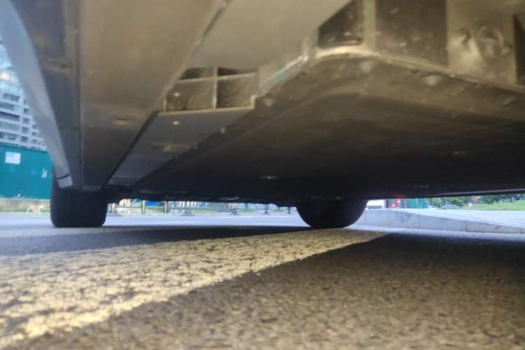 Used Nio ES6 2023 75 kWh Chassis Rear Left