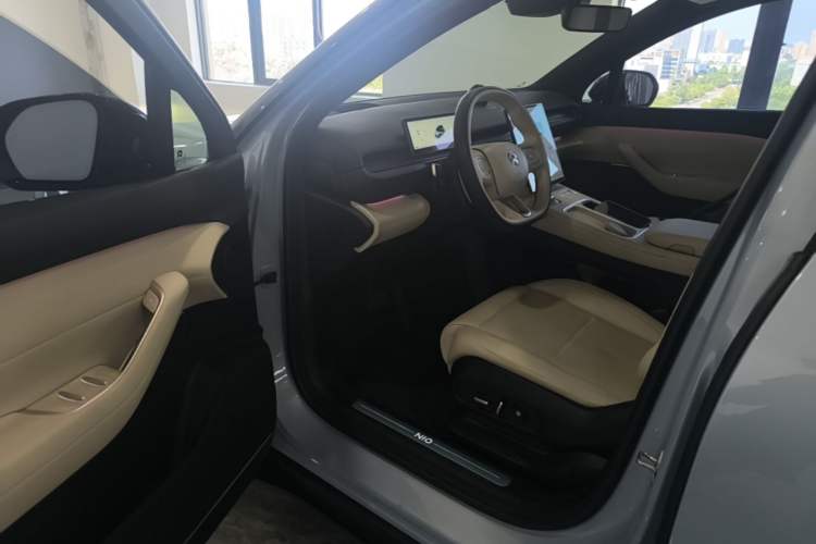Used Nio ES6 2023 75 kWh Driver Seat