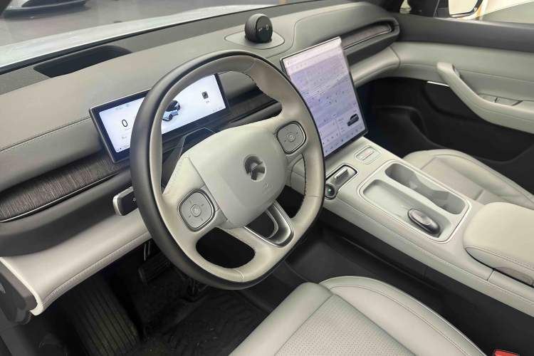 Used Nio ES6 2023 75 kWh Driver Seat