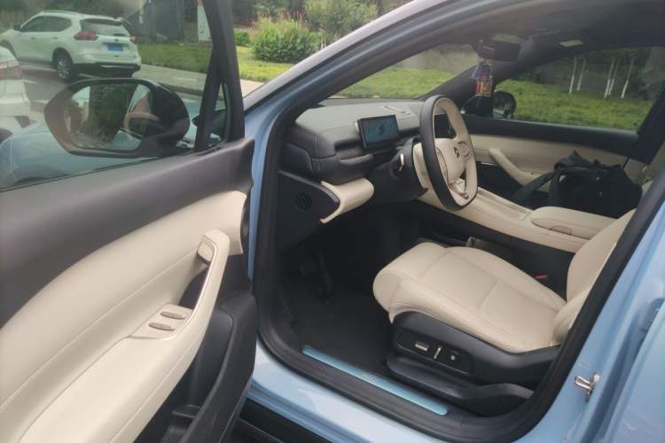 Used Nio ES6 2023 75 kWh Driver Seat