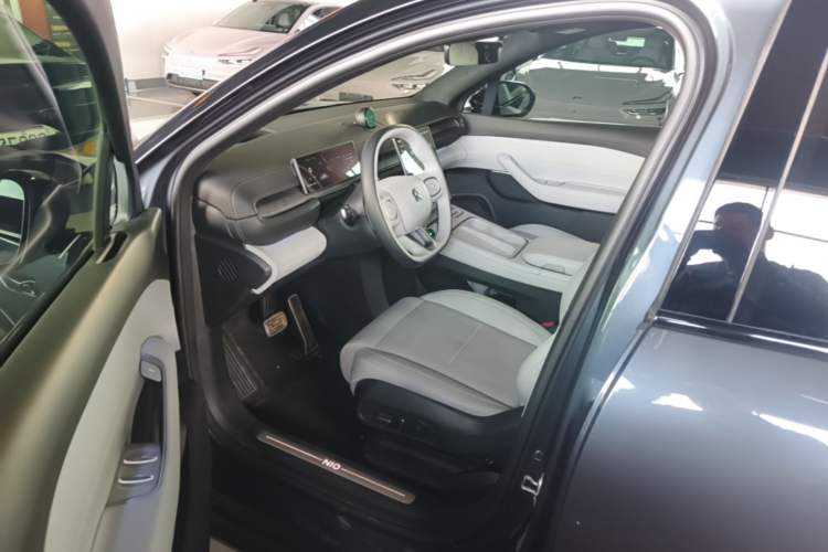 Used Nio ES6 2023 75 kWh Driver Seat