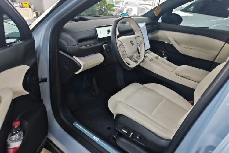 Used Nio ES6 2023 75 kWh Driver Seat