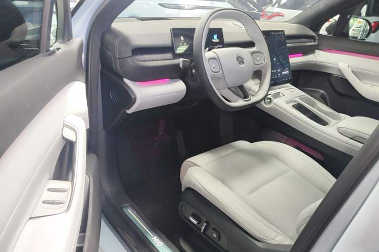 Used Nio ES6 2023 75 kWh Driver Seat
