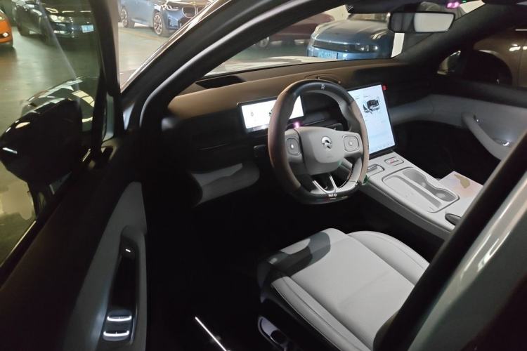 Used Nio ES6 2023 75 kWh Driver Seat