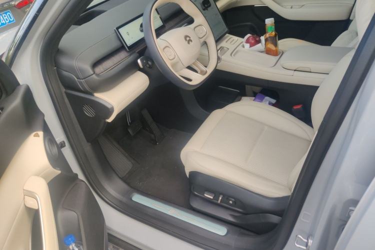 Used Nio ES6 2023 75 kWh Driver Seat