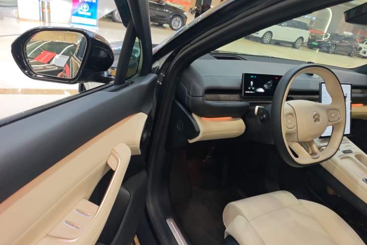 Used Nio ES6 2023 75 kWh Driver Seat
