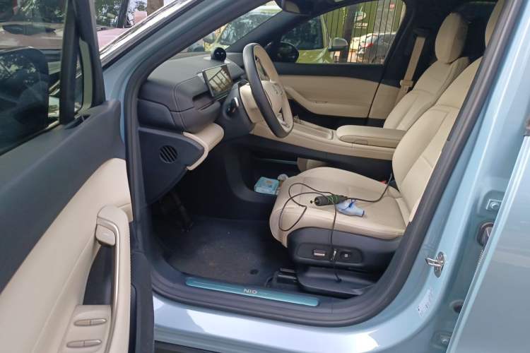 Used Nio ES6 2023 75 kWh Driver Seat