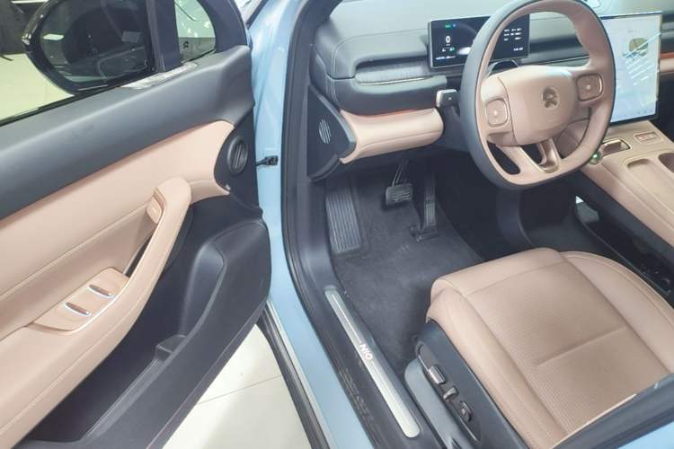 Used Nio ES6 2023 75 kWh Driver Seat