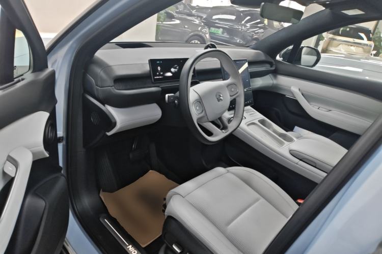 Used Nio ES6 2023 75 kWh Driver Seat