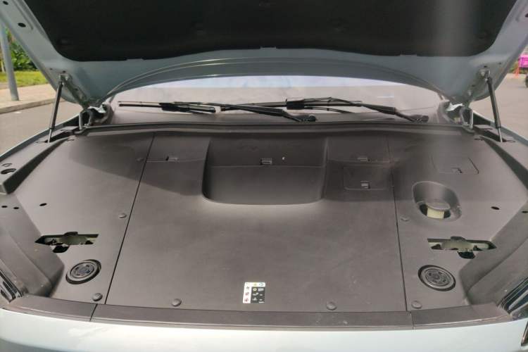 Used Nio ES6 2023 75 kWh Engine Bay