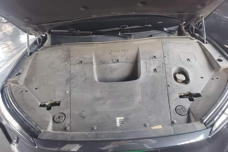 Used Nio ES6 2023 75 kWh Engine Bay