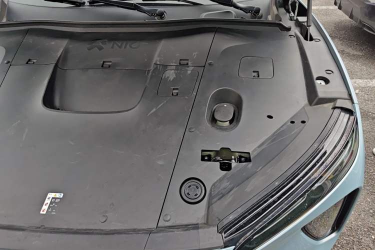 Used Nio ES6 2023 75 kWh Engine Bay Left