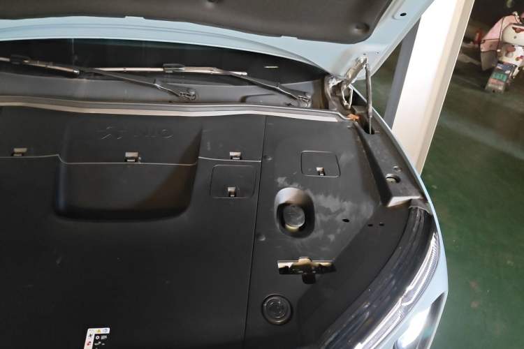 Used Nio ES6 2023 75 kWh Engine Bay Left