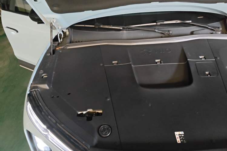 Used Nio ES6 2023 75 kWh Engine Bay Right
