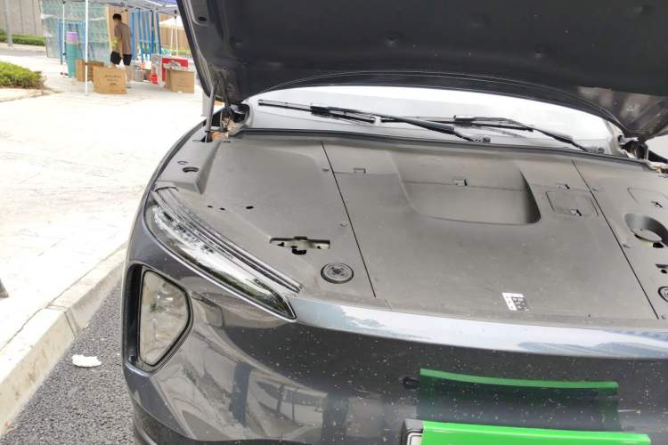Used Nio ES6 2023 75 kWh Engine Bay Right