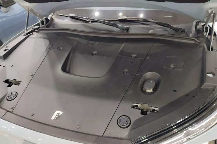 Used Nio ES6 2023 75 kWh Engine Bay