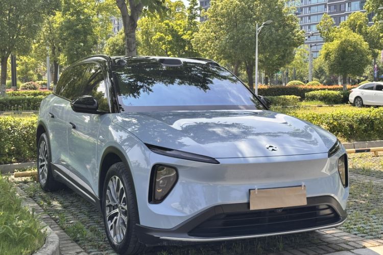 Used Nio ES6 2023 75 kWh Exterior 1