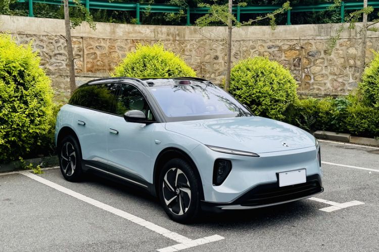Used Nio ES6 2023 75 kWh Exterior 1
