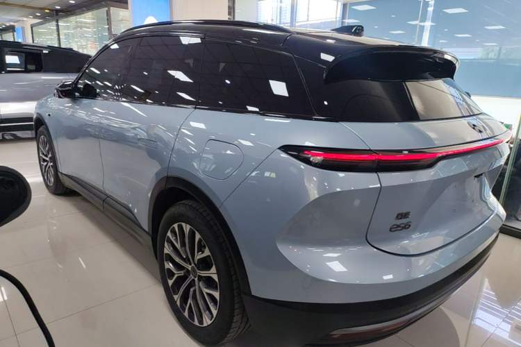 Used Nio ES6 2023 75 kWh Exterior 2