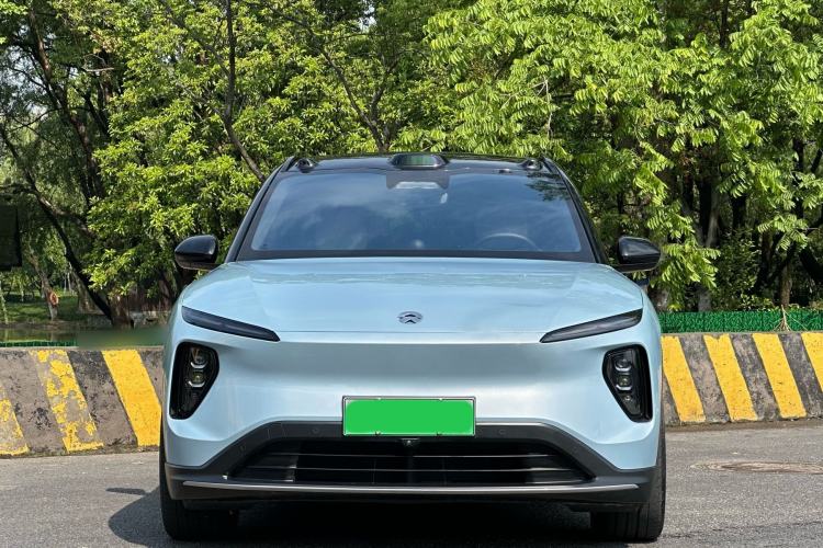 Used Nio ES6 2023 75 kWh Exterior 2