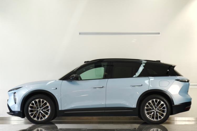 Used Nio ES6 2023 75 kWh Exterior 3
