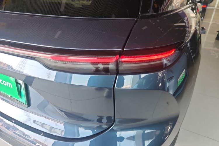 Used Nio ES6 2023 75 kWh Exterior 3