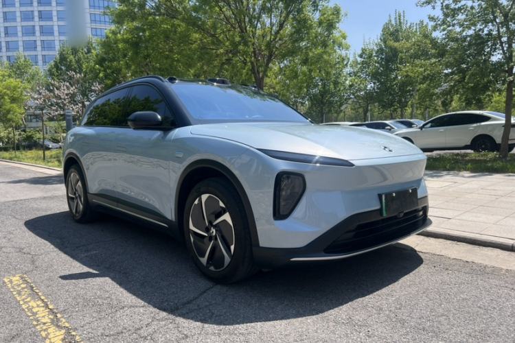 Used Nio ES6 2023 75 kWh Exterior 4