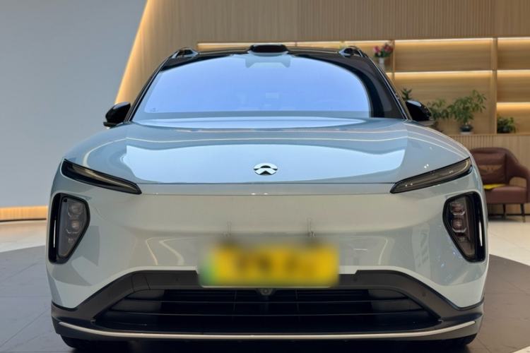 Used Nio ES6 2023 75 kWh Exterior 4