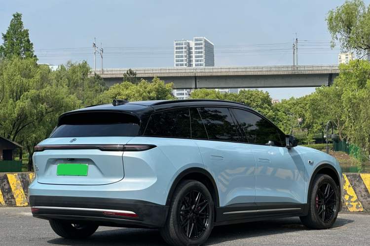 Used Nio ES6 2023 75 kWh Exterior 4