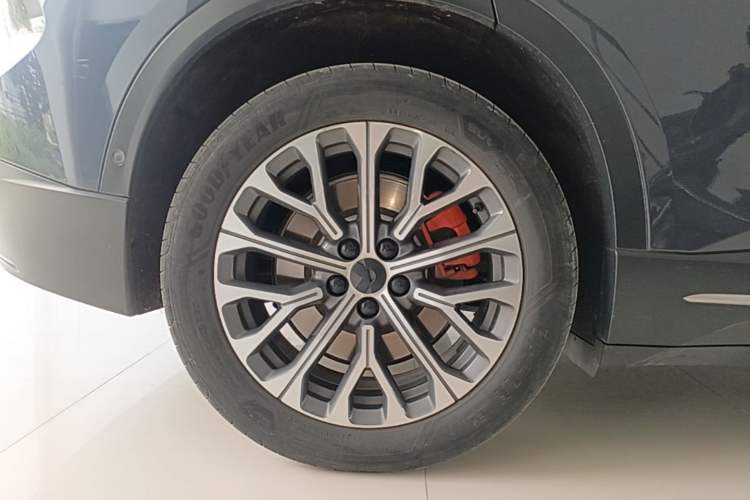Used Nio ES6 2023 75 kWh Exterior 5
