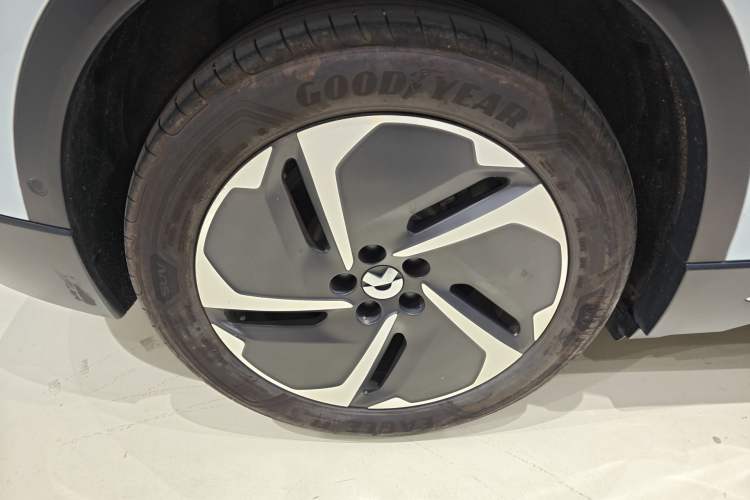 Used Nio ES6 2023 75 kWh Exterior 5