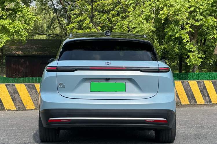 Used Nio ES6 2023 75 kWh Exterior 5