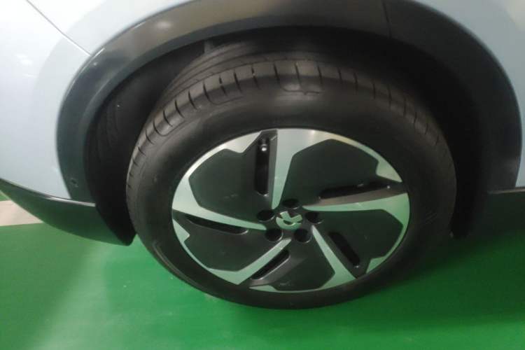 Used Nio ES6 2023 75 kWh Exterior 5