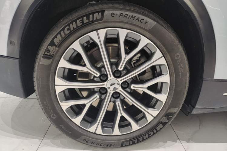 Used Nio ES6 2023 75 kWh Exterior 5